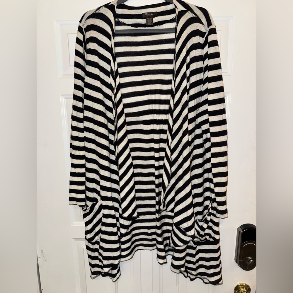 Striped Black and White Women's Cardigan
